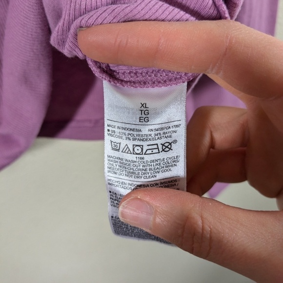 Old Navy Pink Ribbed Long Sleeve Stretch Top Size XL - Picture 4 of 4